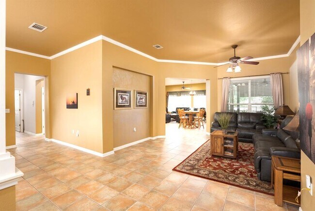 Building Photo - 103 Briar Patch Cove