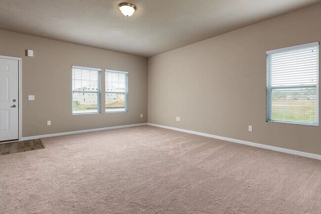 Building Photo - Newer 4 bedroom home for lease!