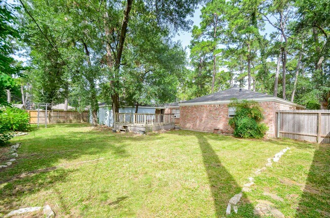 Building Photo - 6611 Cypress Point Dr