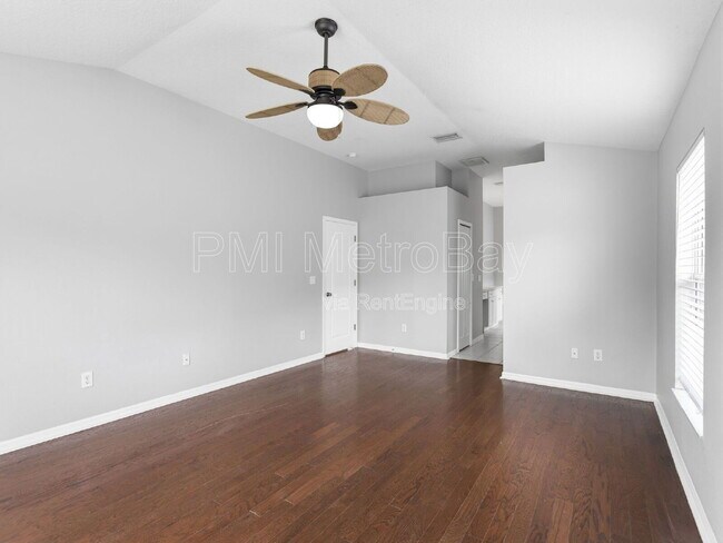 Building Photo - 7632 Blue Spring Dr