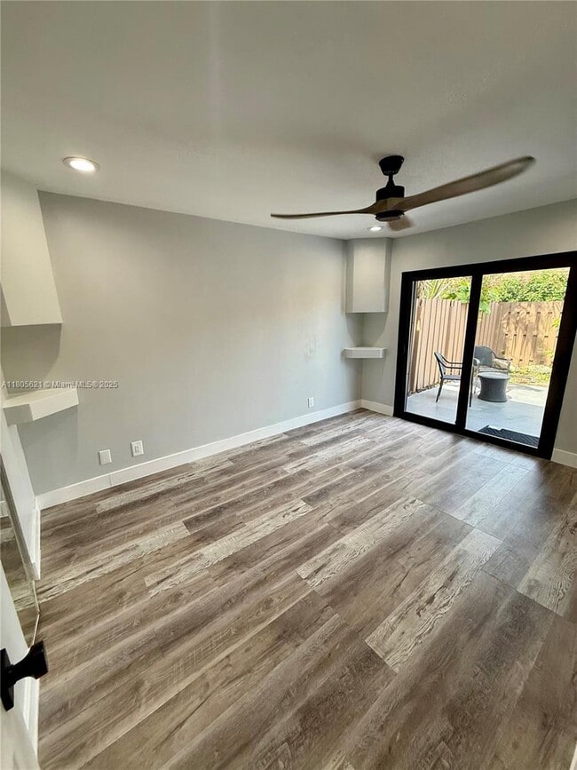 Building Photo - 2062 SW 82nd Ave