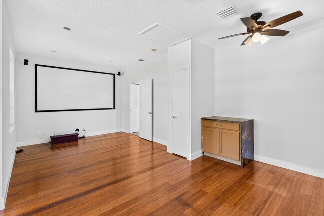 Building Photo - 21698 Abington Ct