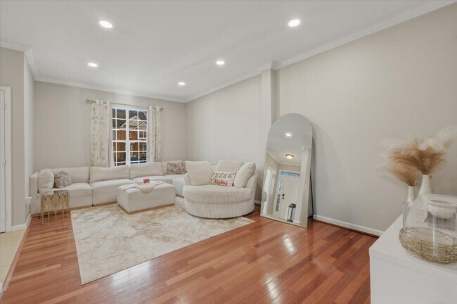 Building Photo - 20502 Morningside Terrace