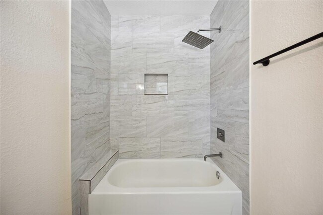 Building Photo - 3403 Linkwood Dr