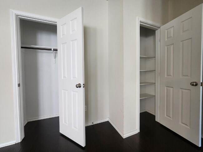 Building Photo - You do not want to miss out on this amazing 3-bedroom home in the Alta Vista area of Temple.  Thi...