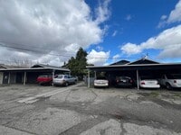Building Photo - 4455 E Clay Ave