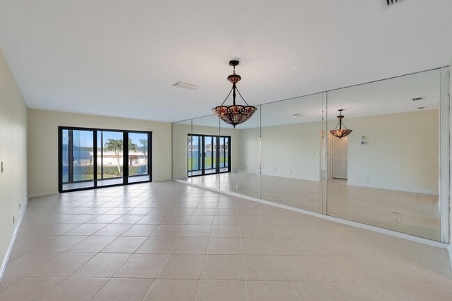 Building Photo - 200 Intracoastal Pl