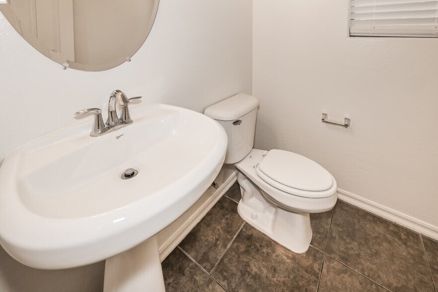 Building Photo - 14563 W Acapulco Ln