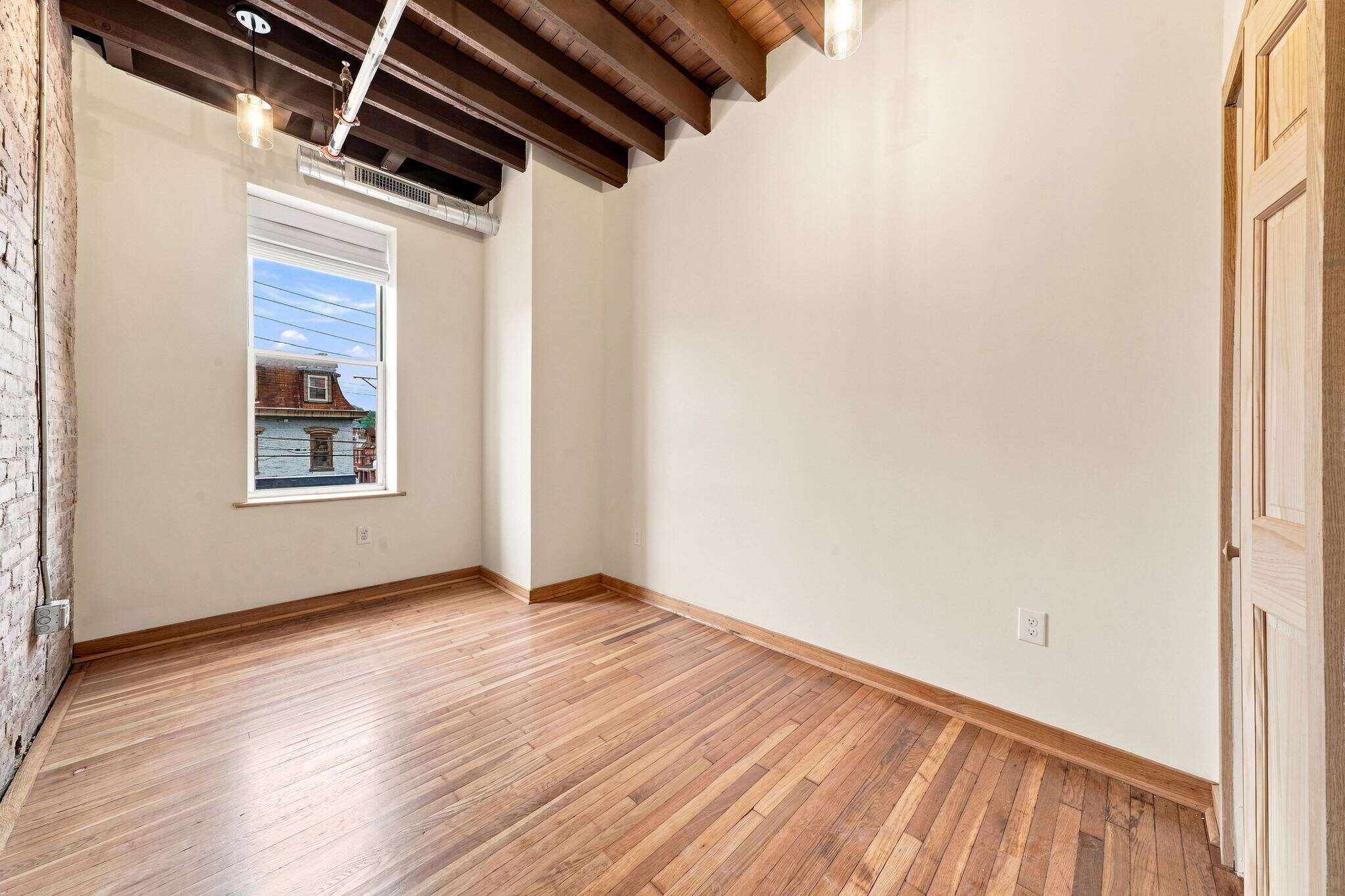 Building Photo - 4501 Liberty Ave