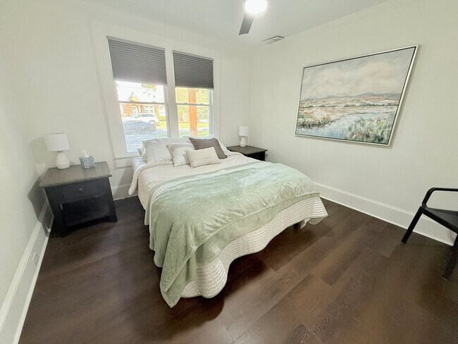 Building Photo - 2936 Oceola St