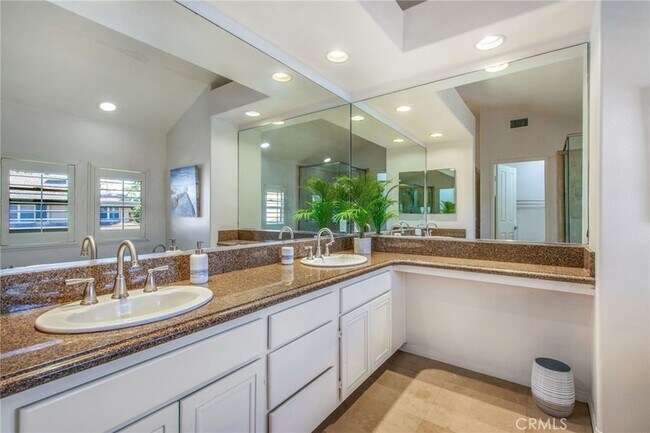 Building Photo - 36 Cameray Heights