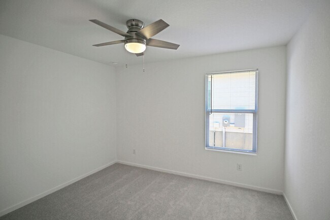 Building Photo - 227 Zyra Ave