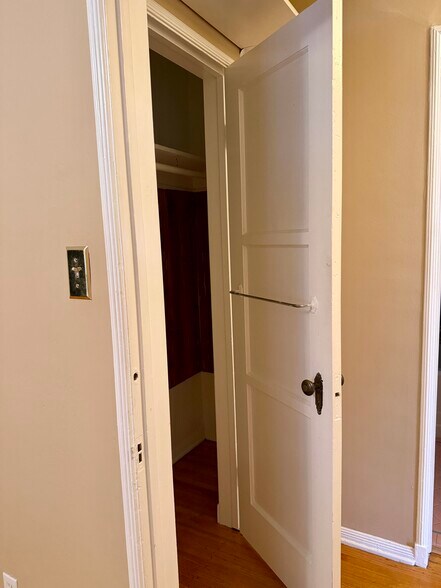 Hallway Closet Next To Bedroom - 346 N Curson Ave