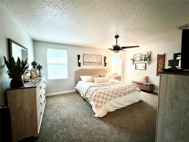 Building Photo - 1116 Willow Tree Dr