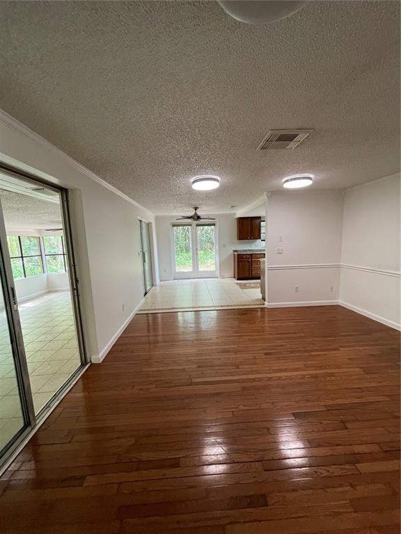 Building Photo - 16131 Manorwood Cir