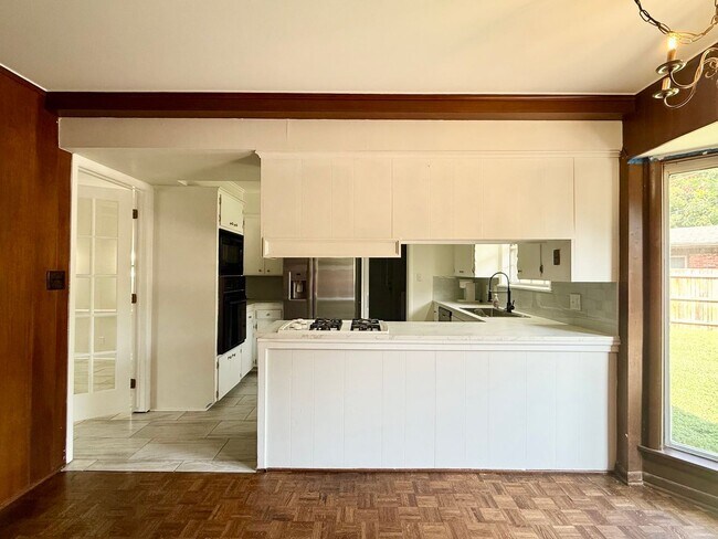 Building Photo - 5625 S Trenton Ave