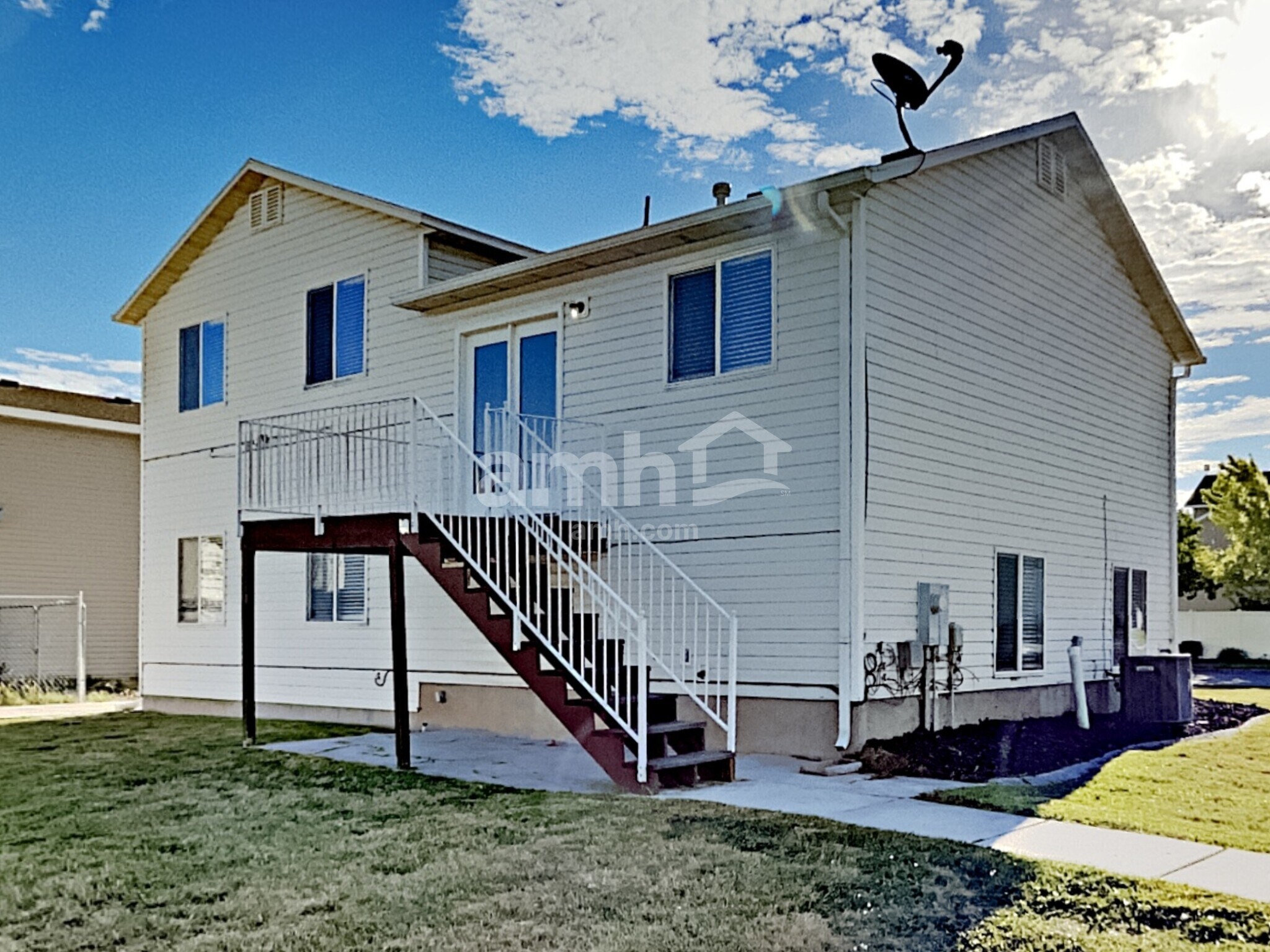 Building Photo - 5397 S 4200 W