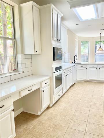 Building Photo - 7213 Fair Valley Way