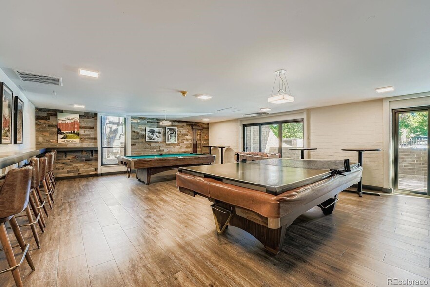 Billiards room - 460 S Marion Pky