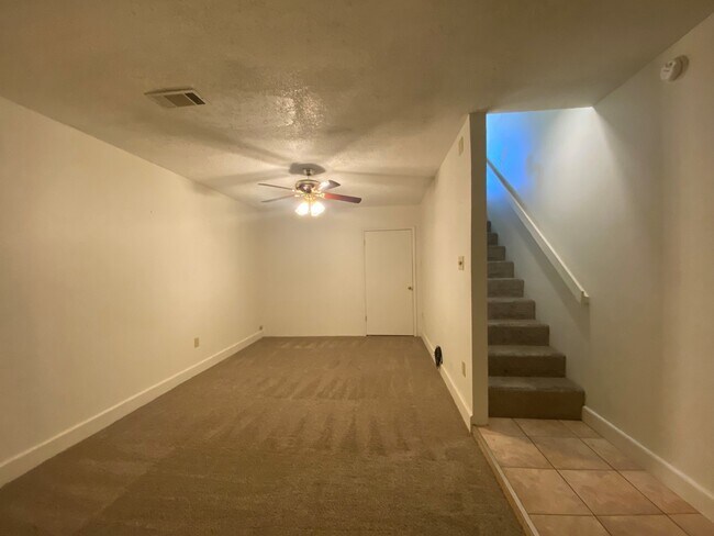 Building Photo - 307 Bass Boat VLG