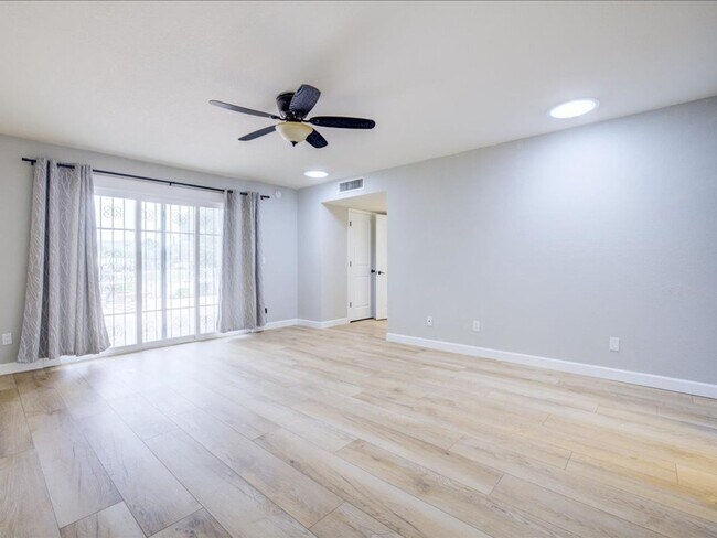 Building Photo - Scenic Living at Dorado Golf Course; 3 Bedroom 2 Bathroom