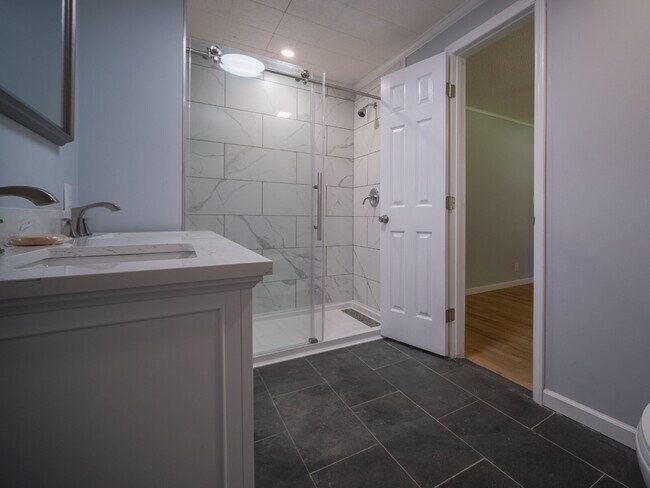 Building Photo - "Charming 3-Bedroom Home in Cramerton - Spacious 1217 Sq Ft with 2 Full Baths!"
