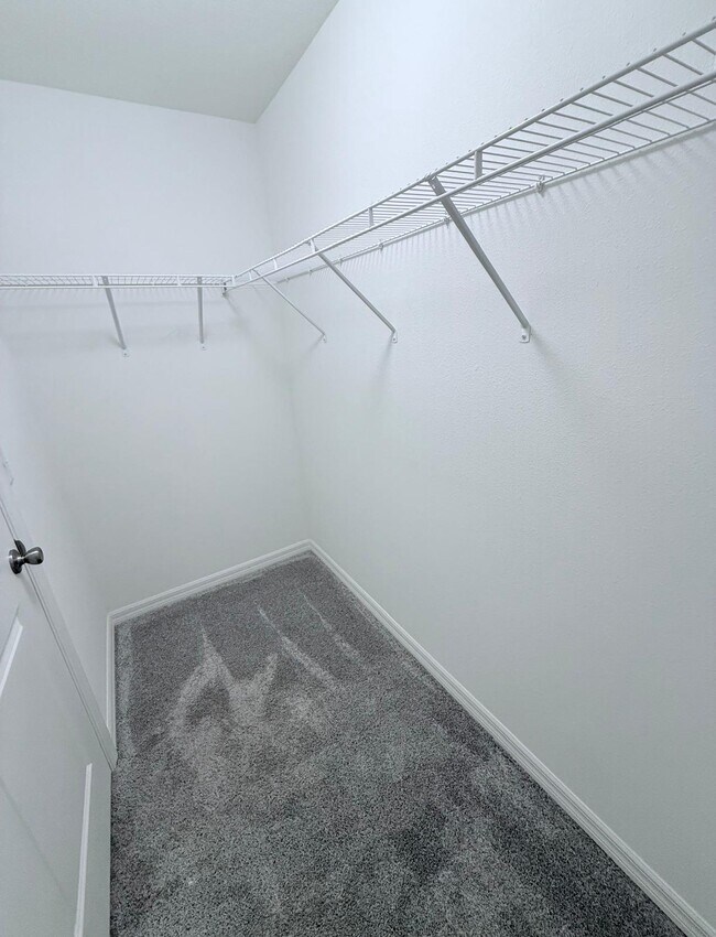 Building Photo - 738 Sarner Pass Wy.