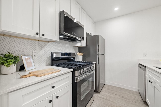 Building Photo - Adelynn At Mueller