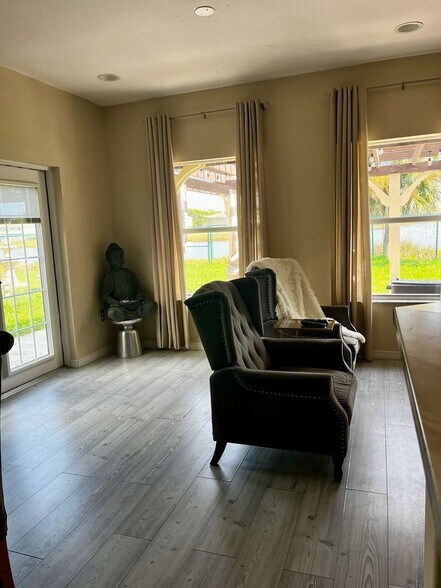 Building Photo - 1531 SE 20th Rd