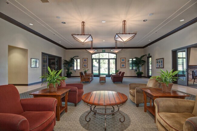 Building Photo - Stunning 5-Bedroom Pool Home in Talega – Luxury Living in San Clemente