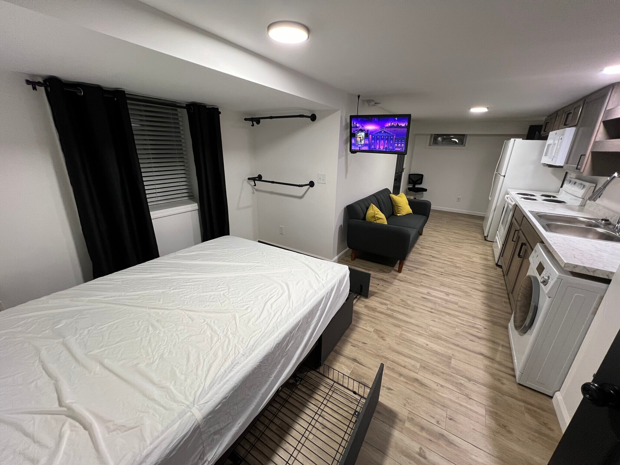 Fully finished studio apartment - 116 Cumberland Ct