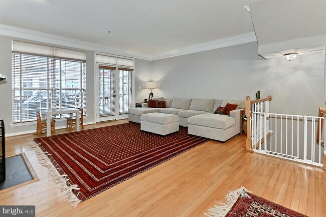 Building Photo - 265 Medlock Ln