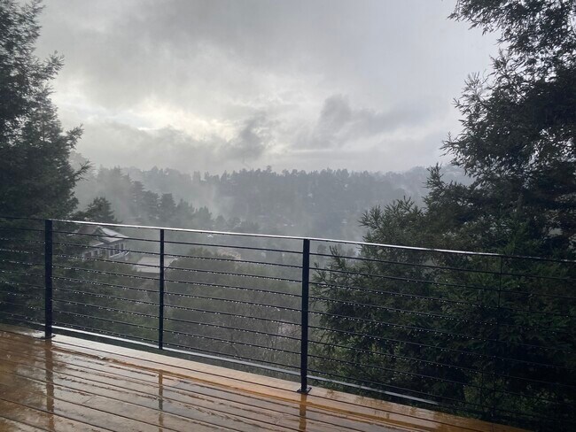 Building Photo - 6579 Exeter Dr