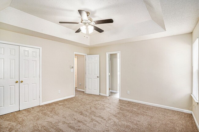 Building Photo - 3 Bedroom 2.5 Bath Home