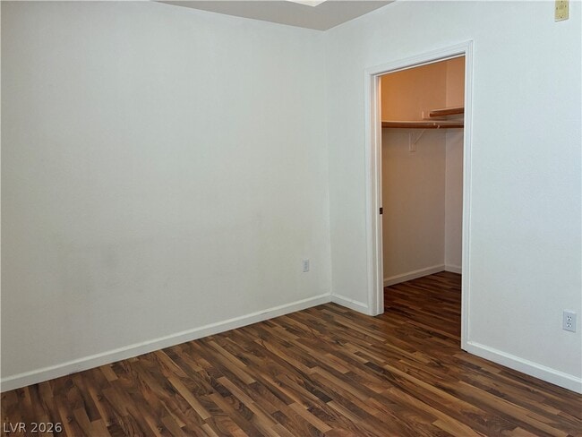 Building Photo - 43 E Agate Ave