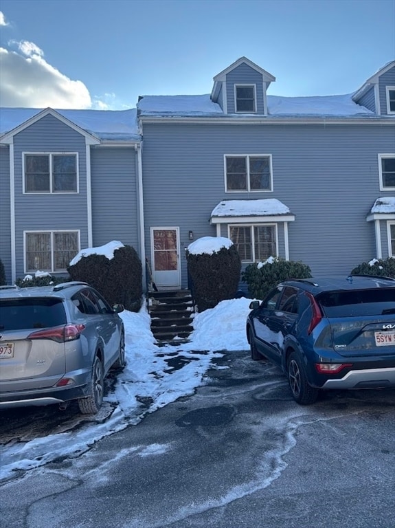 Building Photo - 16 Pinecrest Village