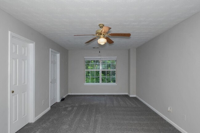 Building Photo - Available Now this Beautiful 4-Bedroom 2.5Baths Home in Stockbridge, GA!