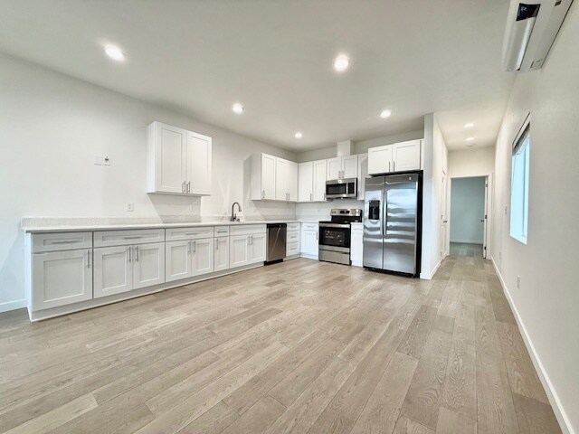 Building Photo - 2404 W College Ave