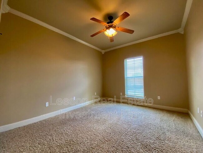 Building Photo - 344 Antietam Dr