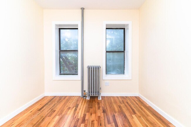 Building Photo - 134 Boerum St