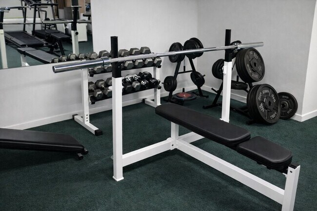 Building Photo - 2986 Buttonwood Dr