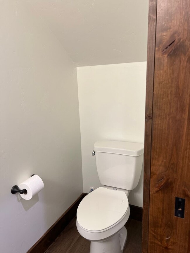Building Photo - 3 Bedroom Townhome in Victor, ID