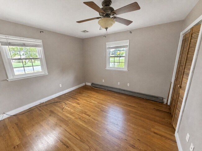 Building Photo - 1241 Monmouth Ave