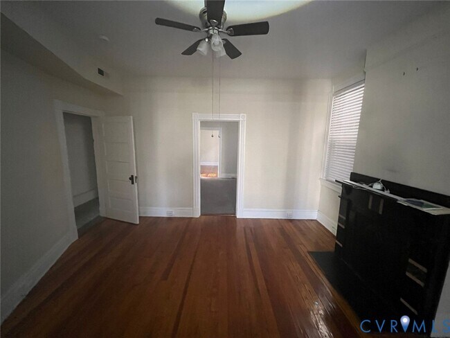 Building Photo - 419 N 26th St