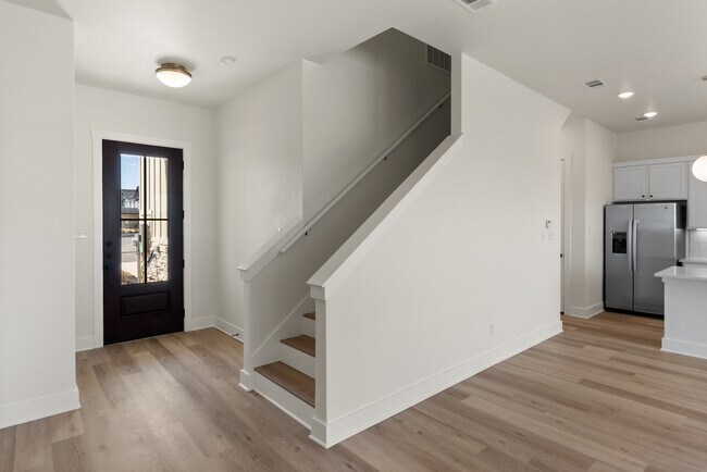 Building Photo - 6710 Abode Ave