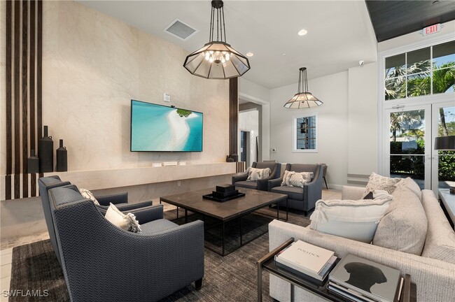 Building Photo - 8897 Redonda Dr