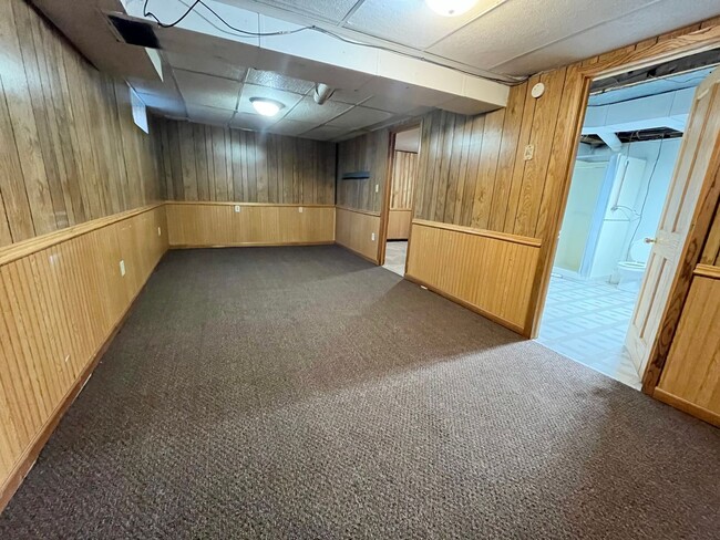 Building Photo - 4 Bedroom/2 Bath House For Rent in Harrisburg, SD!!