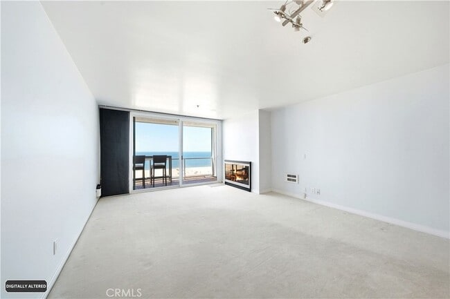 Building Photo - 615 Esplanade