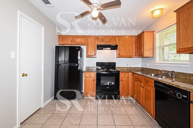 Building Photo - Coming HOME never felt so good!