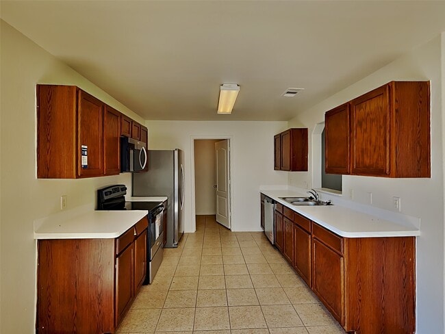 Building Photo - 1115 Desert Oasis Ln